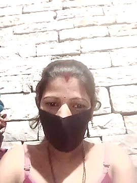 Snapshot of Divya-11431 chatting on 03/02/26, 03:52 Divya-11431 online show from 03/02/26, 03:52