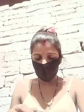 Snapshot of Divya-11431 chatting on 06/21/26, 05:08 Divya-11431 online show from 06/21/26, 05:08