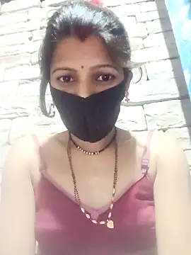 Snapshot of Divya-11431 chatting on 02/19/26, 03:20 Divya-11431 online show from 02/19/26, 03:20