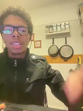 ELPikaPreta online show from 02/13/26, 03:50