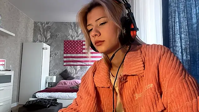 LadyFoxLove online show from 02/21/26, 10:06