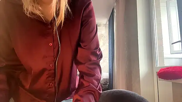 LadyFoxLove online show from 02/20/26, 11:45