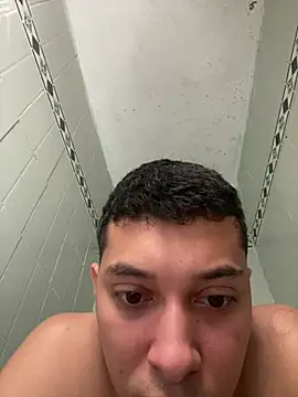 AlexP1090 online show from 07/28/26, 04:05