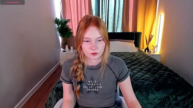 Julia Anis online show from 02/03/26, 06:22