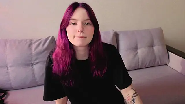 Julia Anis online show from 03/29/26, 01:07