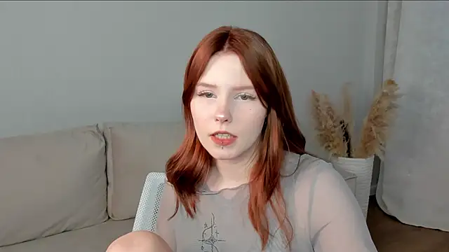 Julia Anis online show from 02/24/26, 01:06