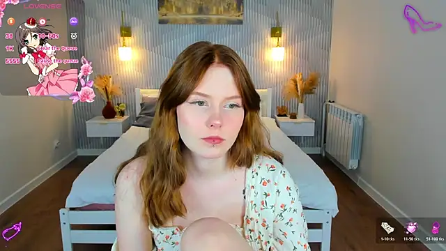 Julia Anis online show from 03/12/26, 01:11