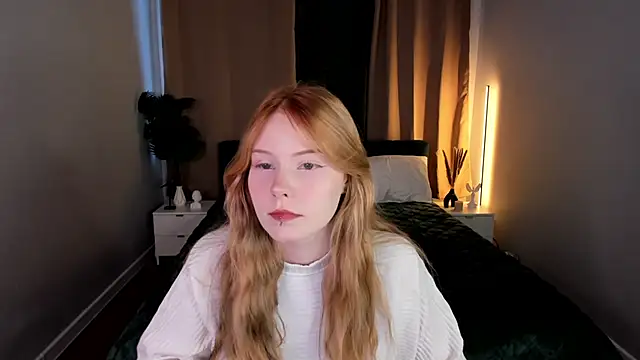 Julia Anis online show from 02/05/26, 02:18