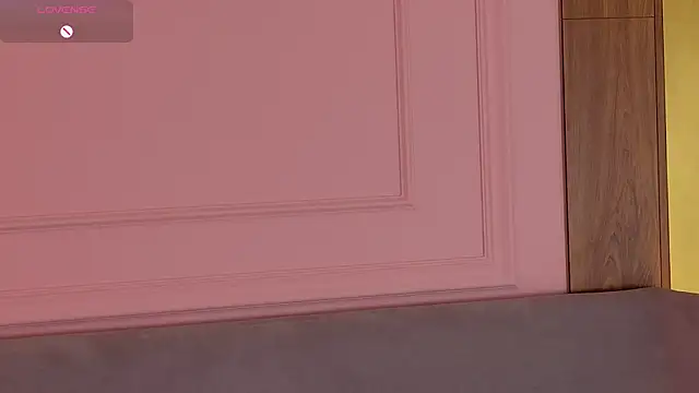 VivanWestwood online show from 04/15/26, 05:17