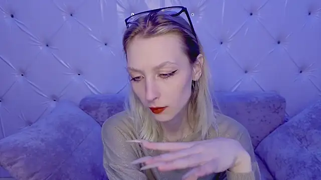 Snapshot of Akiro_Kim7 chatting on 02/16/26, 02:10 Akiro Kim7 online show from 02/16/26, 02:10