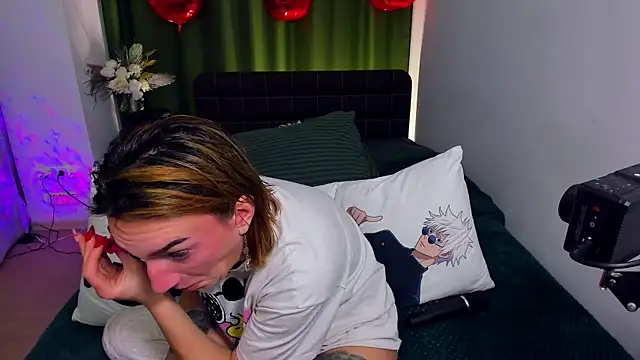 Snapshot of PollyRoseX chatting on 03/23/26, 08:08 PollyRoseX online show from 03/23/26, 08:08