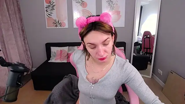 PollyRoseX online show from 02/13/26, 07:19