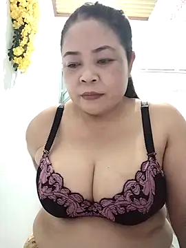 Baby-bigtits2026 online show from 03/24/26, 12:16