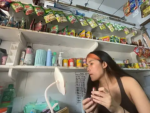 Snapshot of Sweetiebabe25 chatting on 02/19/26, 04:20 Sweetiebabe25 online show from 02/19/26, 04:20