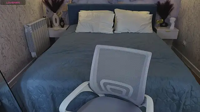 Kate Krose online show from 03/05/26, 01:02