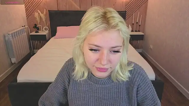 Kate Krose online show from 04/12/26, 01:09