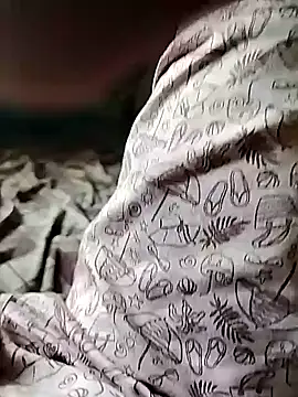 Snapshot of tamilpaiyan989 chatting on 04/10/26, 11:06 tamilpaiyan989 online show from 04/10/26, 11:06