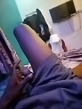 tamilpaiyan989 online show from 04/14/26, 10:48