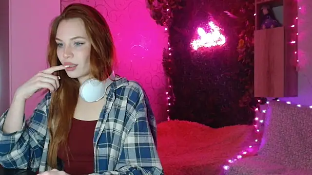 kelly love 222 online show from 04/25/26, 11:35