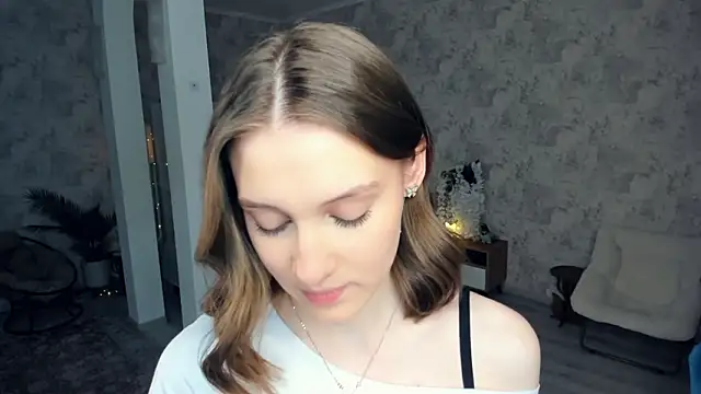 LianneBynon online show from 03/01/26, 08:25