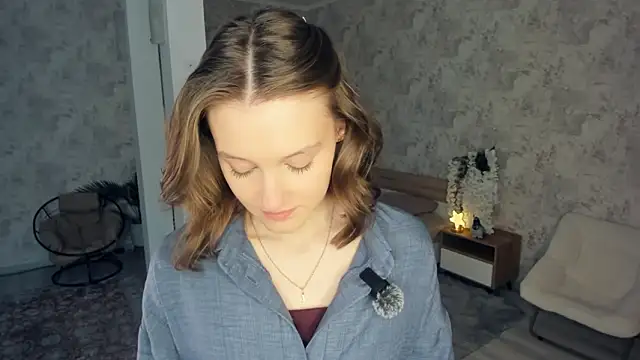 LianneBynon online show from 02/06/26, 08:21