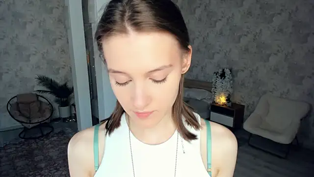 LianneBynon online show from 04/01/26, 08:59