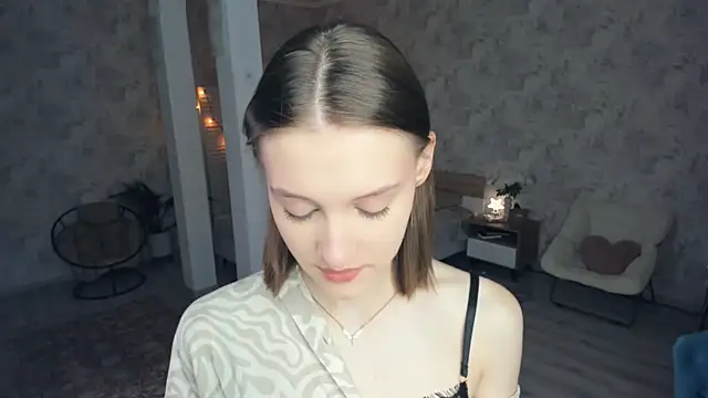 LianneBynon online show from 06/05/26, 08:31
