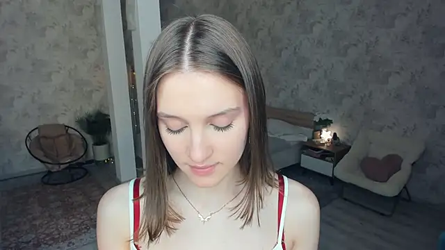 LianneBynon online show from 05/14/26, 08:33