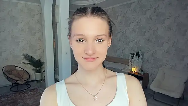 LianneBynon online show from 03/23/26, 09:20