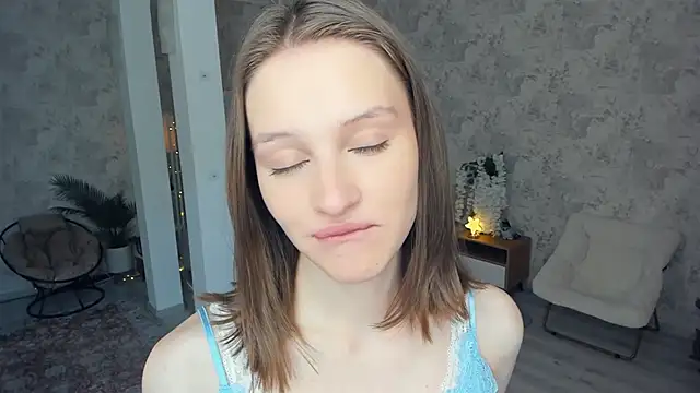 LianneBynon online show from 02/26/26, 08:47