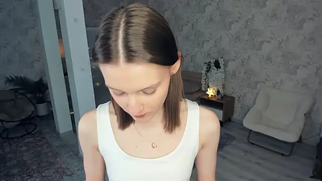 LianneBynon online show from 02/11/26, 08:36