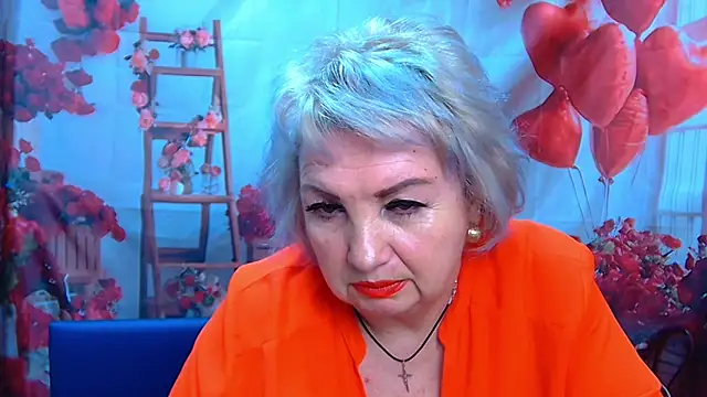 Snapshot of RenataDaster chatting on 04/22/26, 05:14 RenataDaster online show from 04/22/26, 05:14
