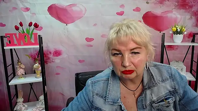 Snapshot of RenataDaster chatting on 05/06/26, 04:55 RenataDaster online show from 05/06/26, 04:55