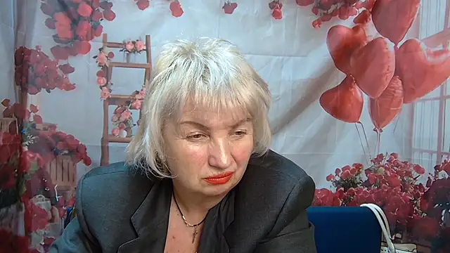 Snapshot of RenataDaster chatting on 05/11/26, 04:04 RenataDaster online show from 05/11/26, 04:04