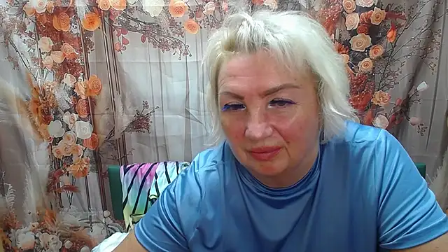 Snapshot of RenataDaster chatting on 07/12/26, 05:03 RenataDaster online show from 07/12/26, 05:03