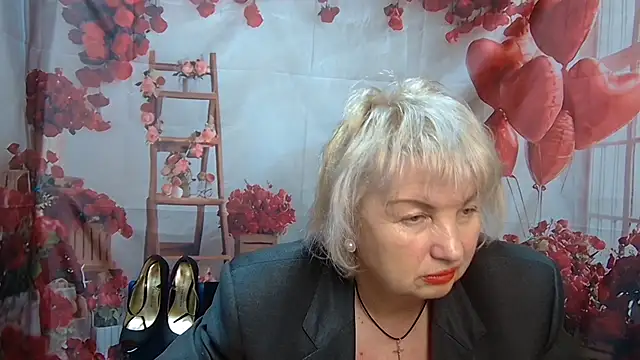 Snapshot of RenataDaster chatting on 05/11/26, 11:11 RenataDaster online show from 05/11/26, 11:11