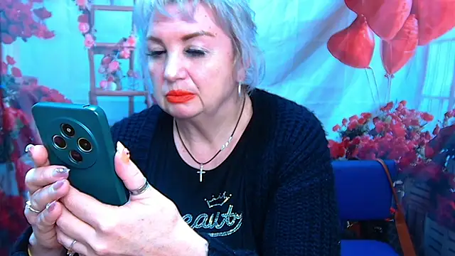 Snapshot of RenataDaster chatting on 04/25/26, 05:10 RenataDaster online show from 04/25/26, 05:10