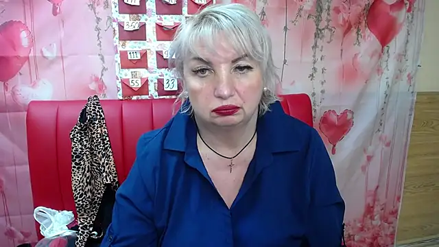 Snapshot of RenataDaster chatting on 05/27/26, 02:19 RenataDaster online show from 05/27/26, 02:19