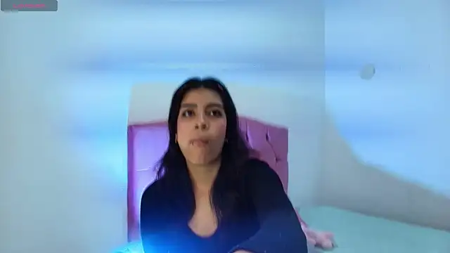 Kalyra 17 online show from 03/24/26, 11:43