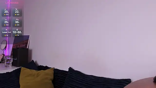 miabellee  online show from 05/13/26, 12:06