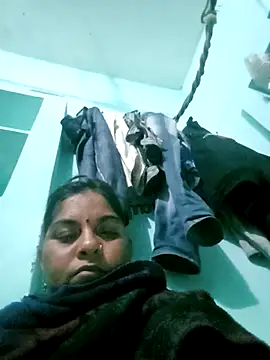 Snapshot of Rajni248096 chatting on 03/01/26, 12:21 Rajni248096 online show from 03/01/26, 12:21