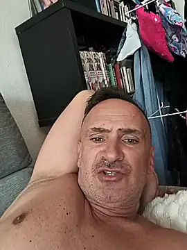 bobo672 online show from 04/18/26, 08:27