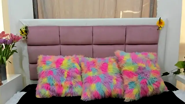 Snapshot of Keiry_Paloma chatting on 02/09/26, 01:53 Keiry Paloma online show from 02/09/26, 01:53