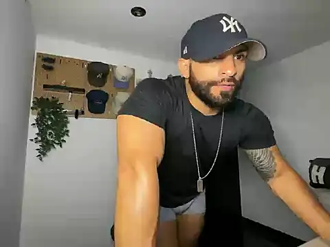 SamDornan51 online show from 03/05/26, 11:54