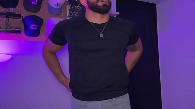 SamDornan51 online show from 03/21/26, 01:18