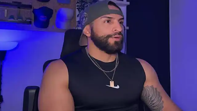 SamDornan51 online show from 04/15/26, 01:44