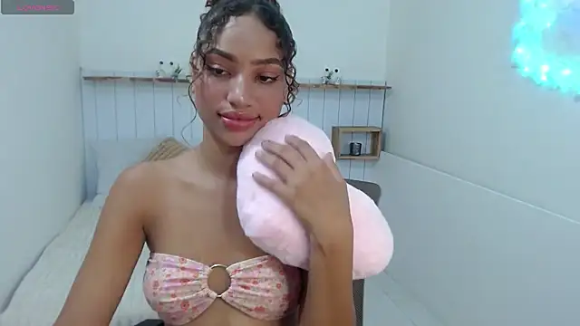 Mona Mistic online show from 02/13/26, 08:20