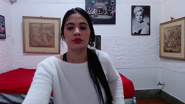 JulianaLopera1 online show from 02/26/26, 01:22