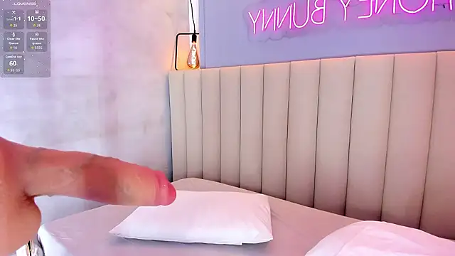 Snapshot of cherry_monroe chatting on 02/23/26, 10:38 cherry monroe online show from 02/23/26, 10:38