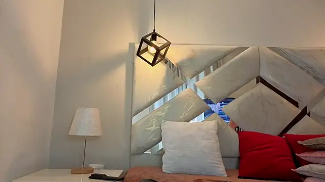 karlaa megan online show from 04/14/26, 06:57